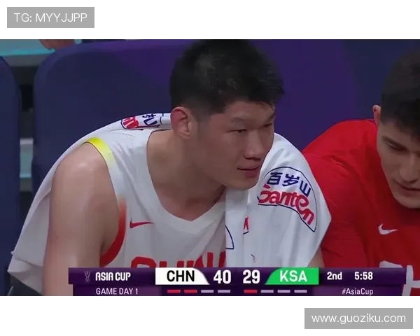 小卡上半场表现平平三分球失准仅得15分助攻2次